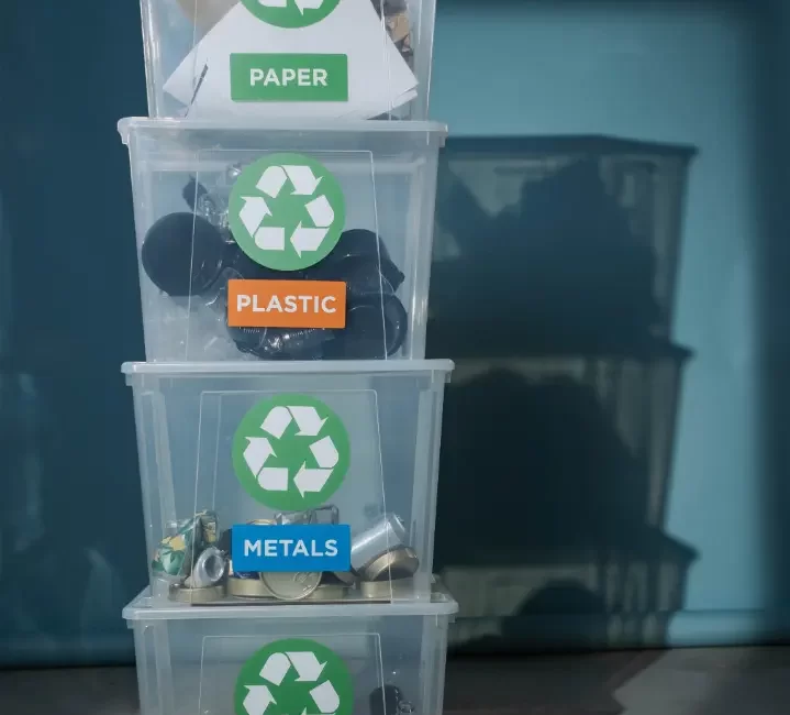 Multiple recycling boxes on top of each other